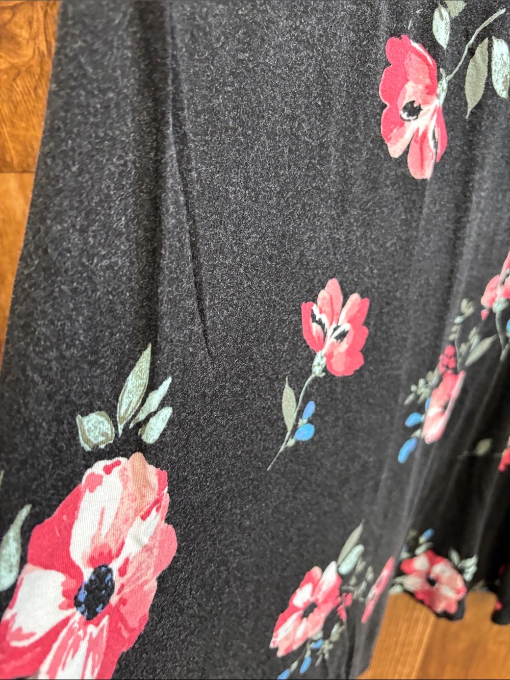 So Black Floral Lace-Up Midi Dress - Picture 2 of 7